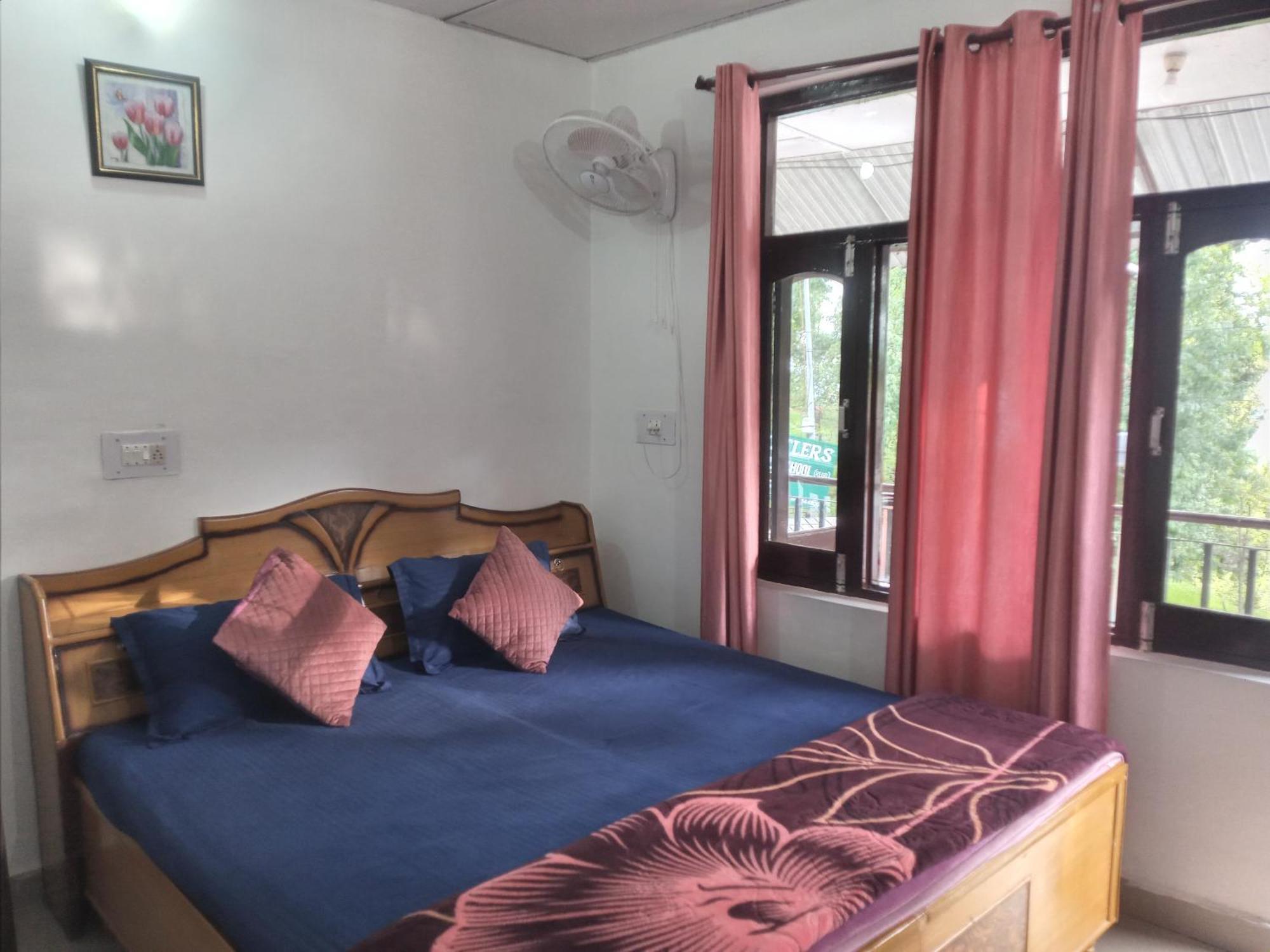 Nirmal Homestay Дармсала Экстерьер фото